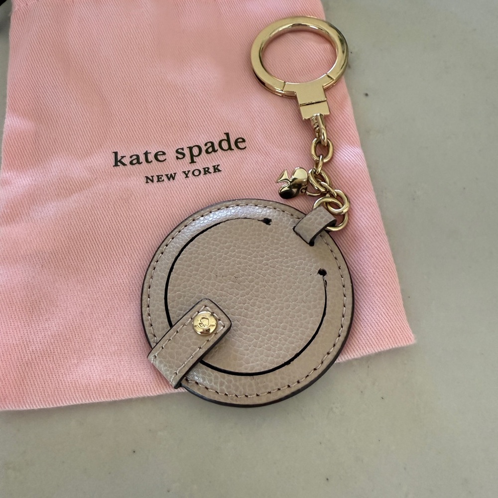 NWOT Kate Spade cream key chain bag charm with mirror - Picture 4 of 8